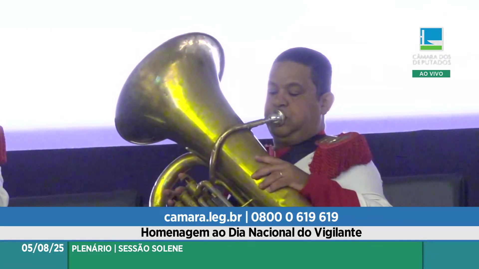 Execução do Hino Nacional marca cerimônia oficial